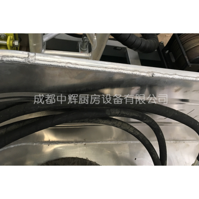 鋁制品焊接特寫(xiě)
